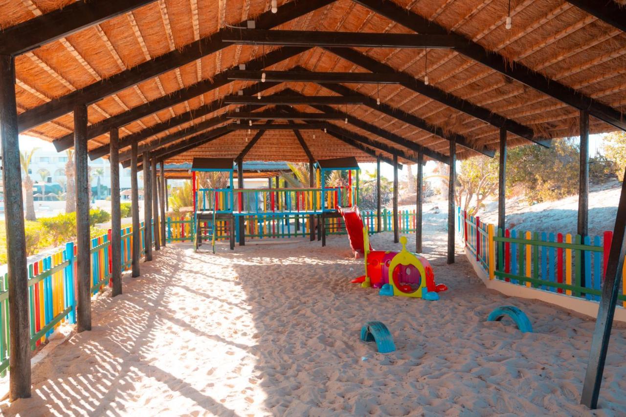 Hotel Vincci Dar Midoun 4*