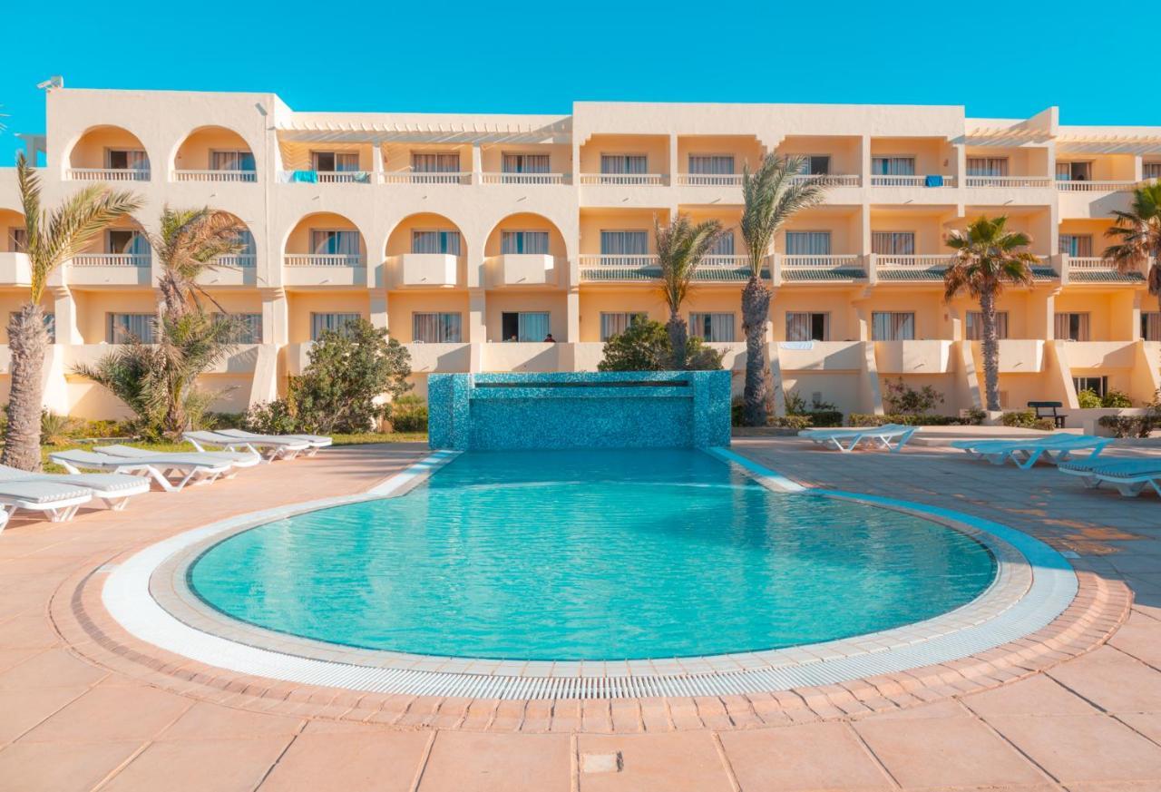 Vincci Dar Midoun Hotel